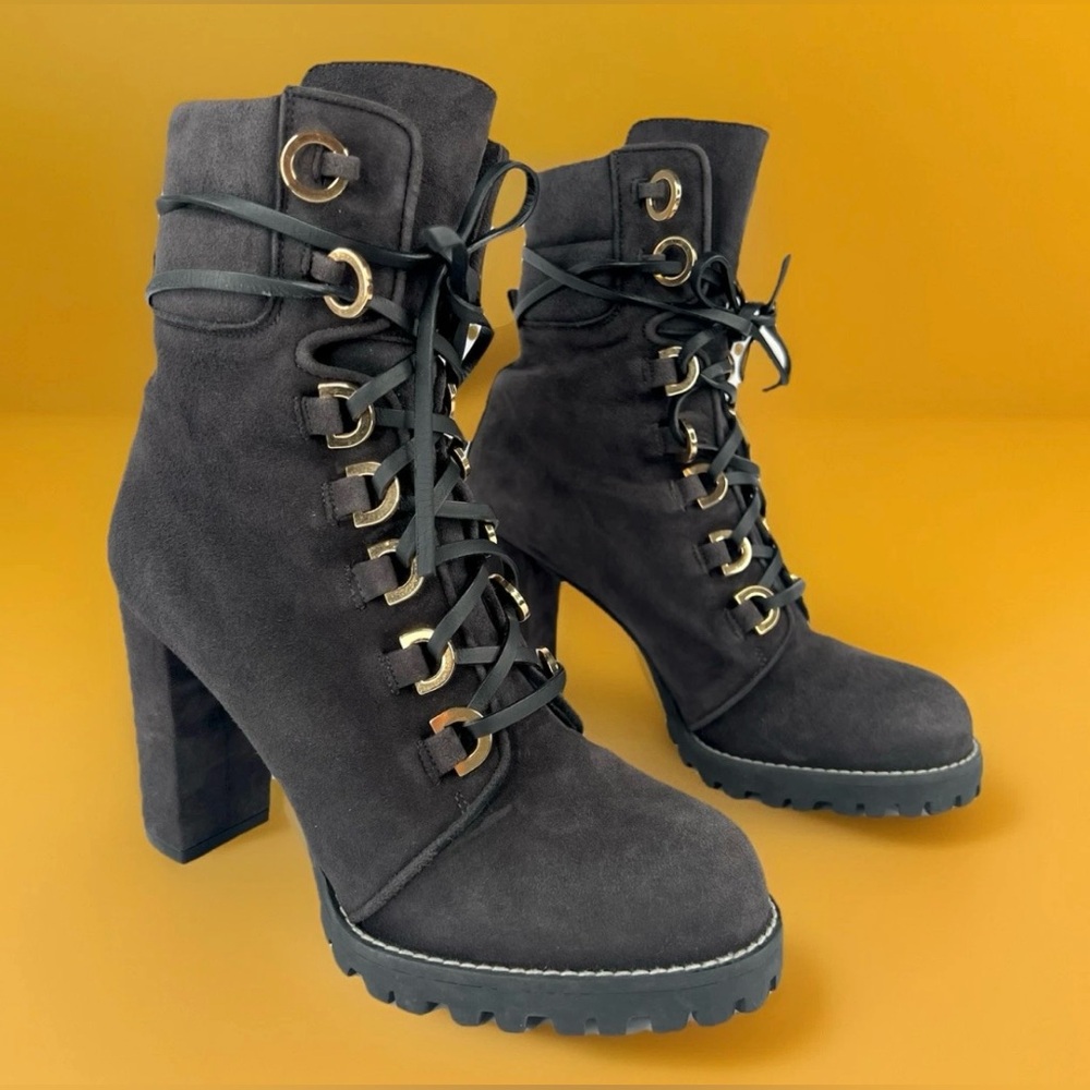 STUART WEITZMAN GRAY SUEDE COMBAT LUG SOLE LACE UP BLOCK HEEL ANKLE BOOTS US 7